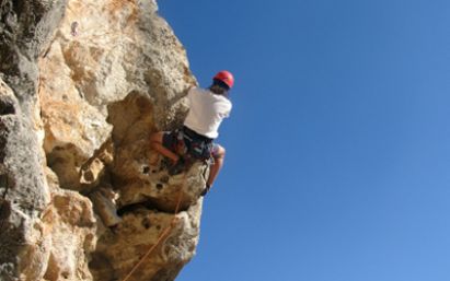 Abseiling, Barcelona [Photo via Life Style Barcelona Official Website]