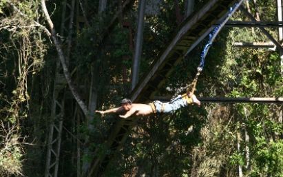 Bungee Jumping [Photo via Life Style Barcelona Official Website]