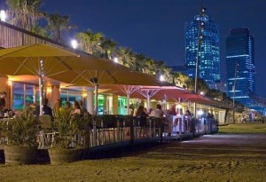 Ristoranti sulla spiaggia, Barcellona, Spagna