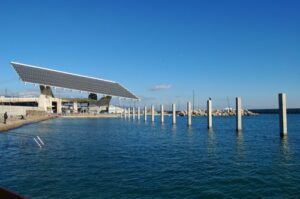 Schwimmen im offenen Meer in Barcelona