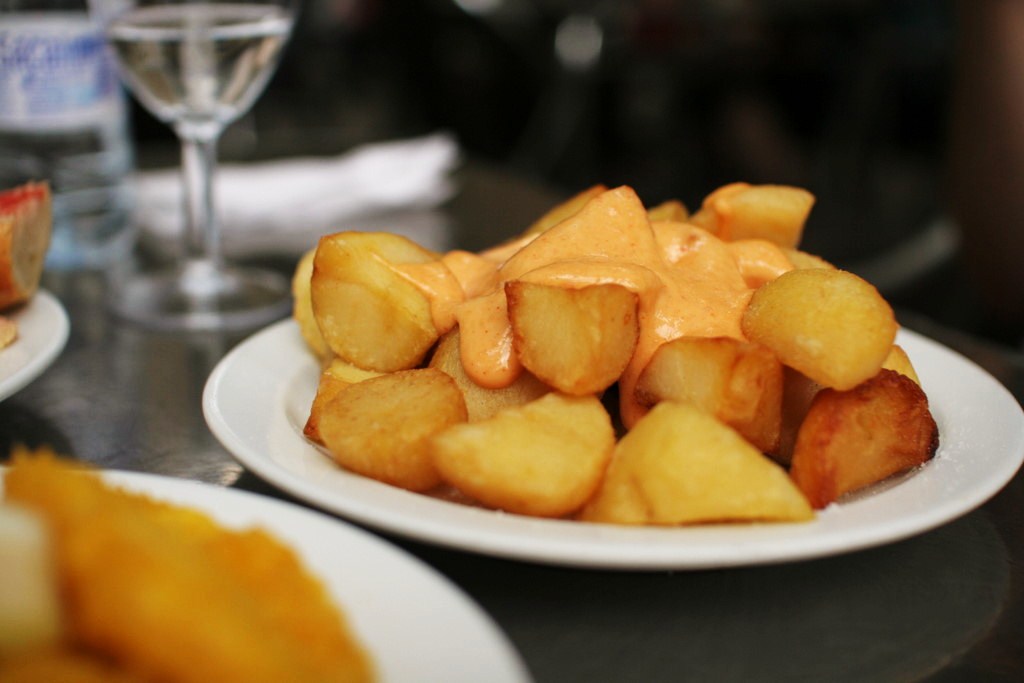 Nou Candanchu, Patatas Bravas, Barcellona