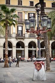 Lantaarnpaal Plaça Reial Gaudí