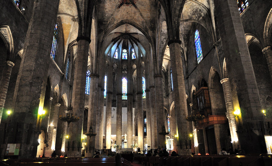 Visiting the Churches of Barcelona