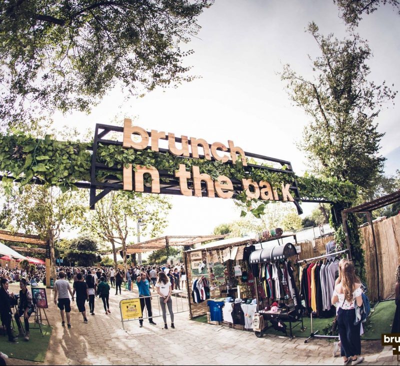 Бранч в парке Барселоны