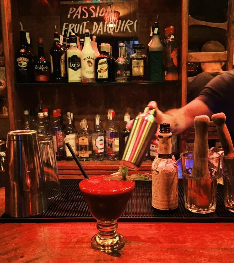 Куда пойти за предварительными напитками в Барселоне