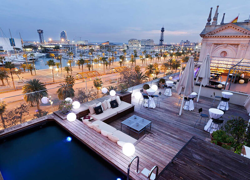9 Лучших террас на крыше в Барселоне
