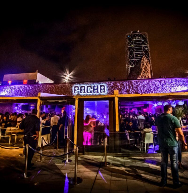 巴塞罗那夜生活 – 奥林匹克港口最好的酒吧和俱乐部