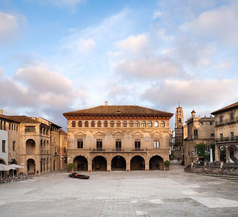 Descubre Poble Espanyol