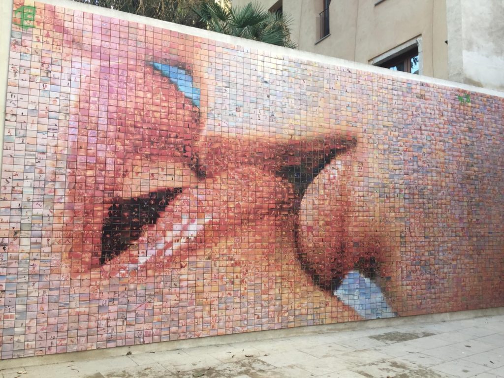 kiss of freedom barcelona