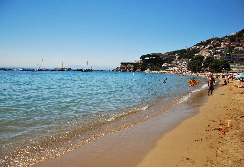 Un Viaje de Un Día a Roses, Costa Brava