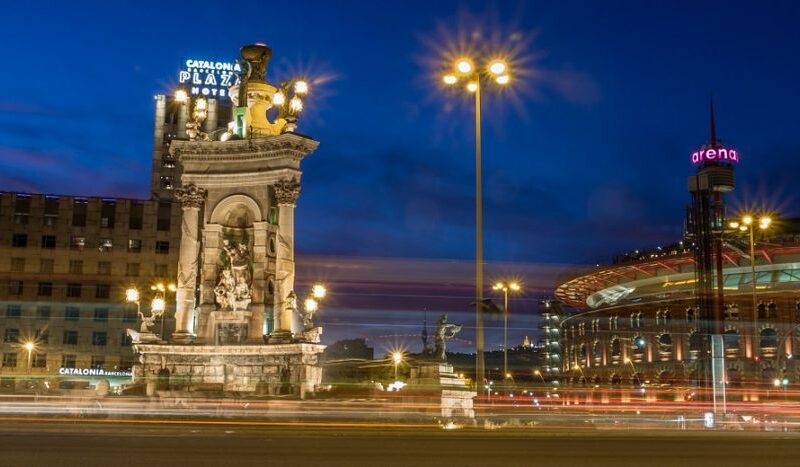 Познаём Барселону Ночью