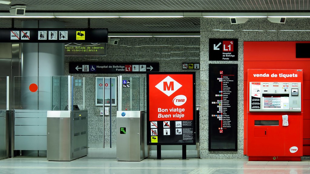 metro barcelona station