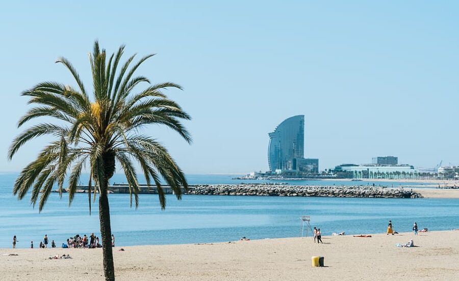 巴塞罗那的邻里信息：发现Barceloneta