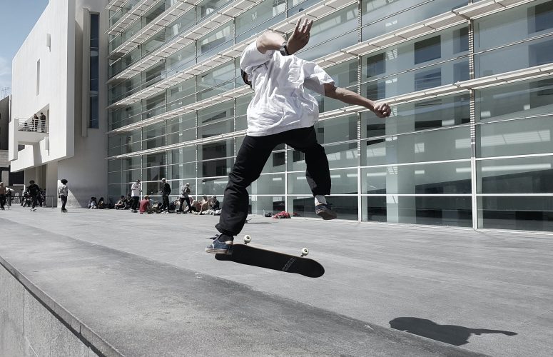 skateboarding macba