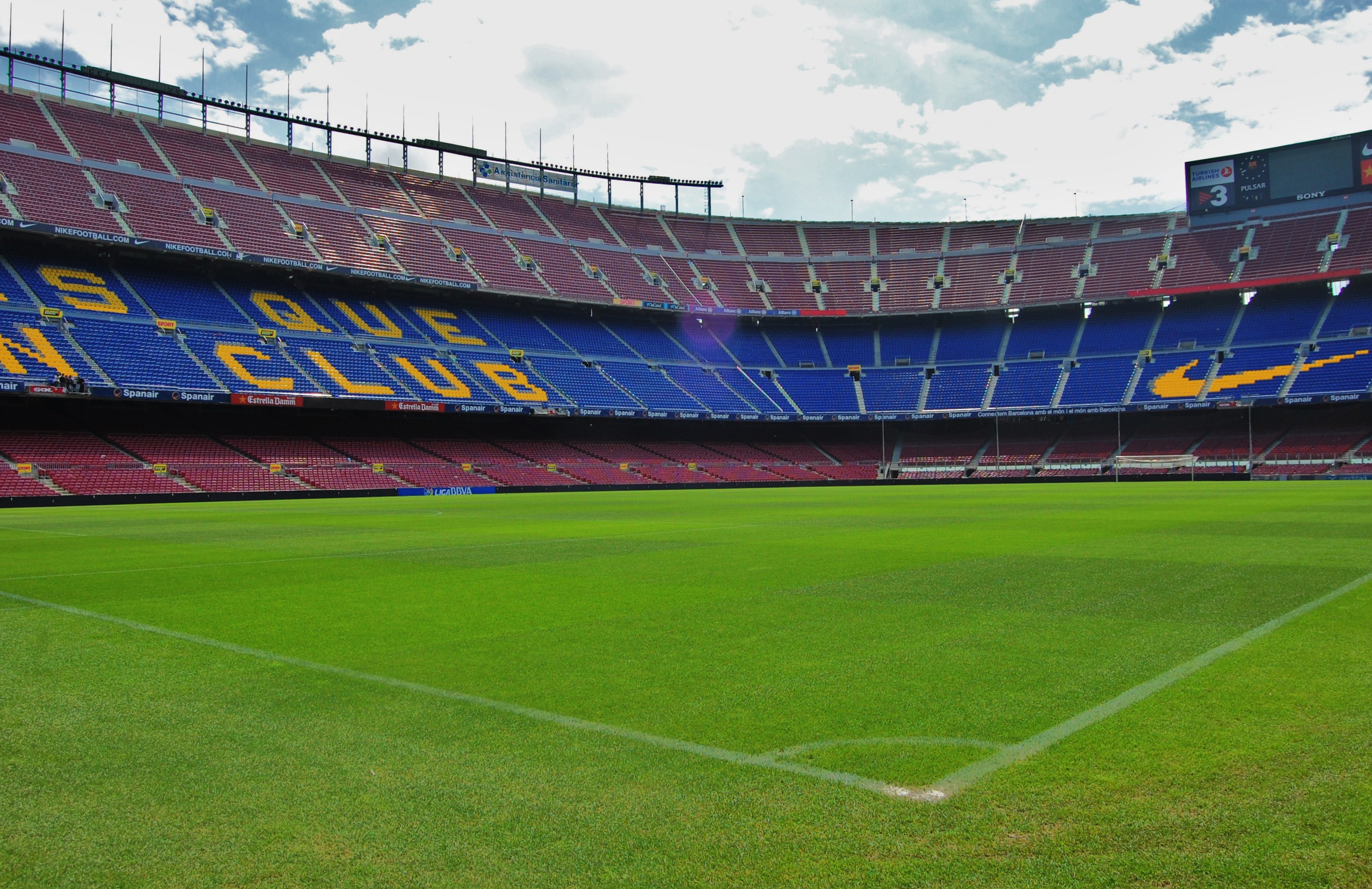Какой камп. Стадион Камп ноу в Барселоне. Стадион Camp nou. Фон стадиона ноу Камп. Camp nou Stadium Barcelona.