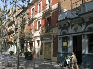 Choosing the best neighbourhood to stay in, in Barcelona