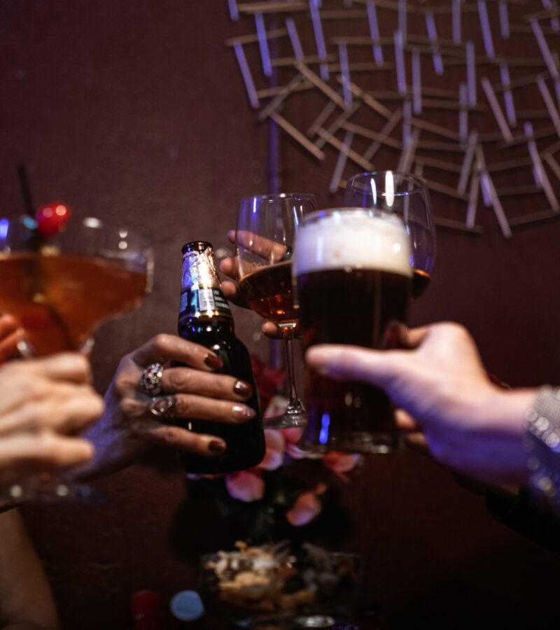 Los mejores bares para ir de copas en Barcelona | Cosas que hacer