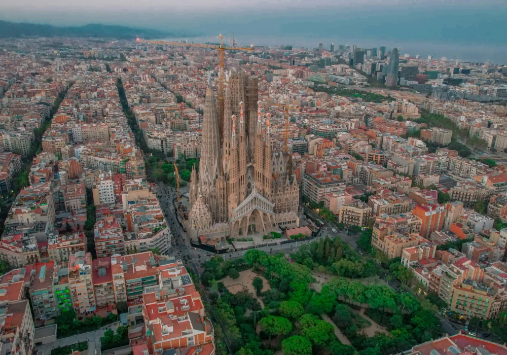 Descubre El Eixample: lo mejor para ver, comer y disfrutar