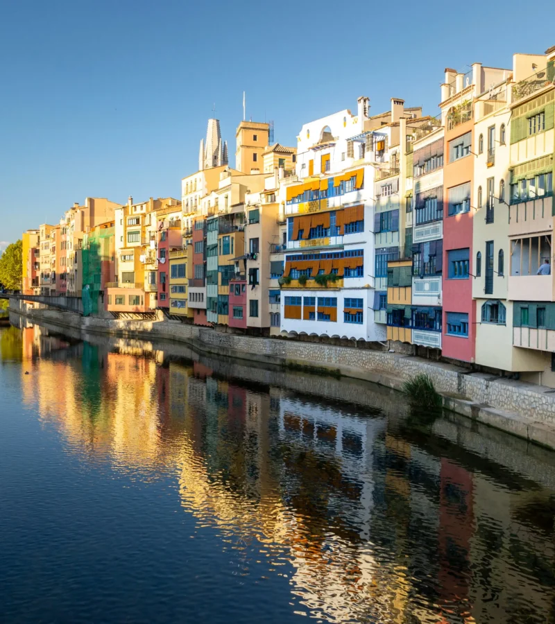 Однодневная поездка в Жирону: что посмотреть и чем заняться