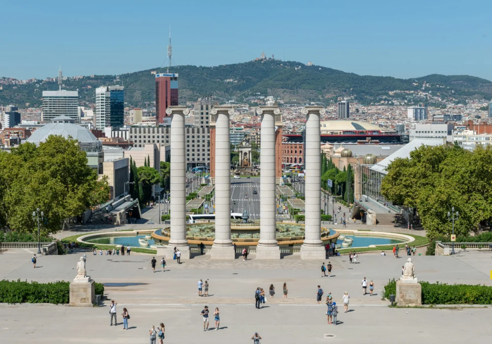 Descubre Sants-Montjuïc: lo mejor para ver, comer y disfrutar 