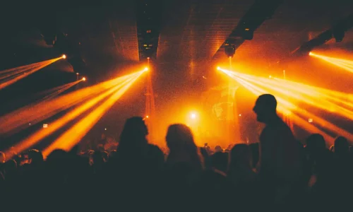 Los mejores Beach Clubs y Discotecas de Playa en Barcelona