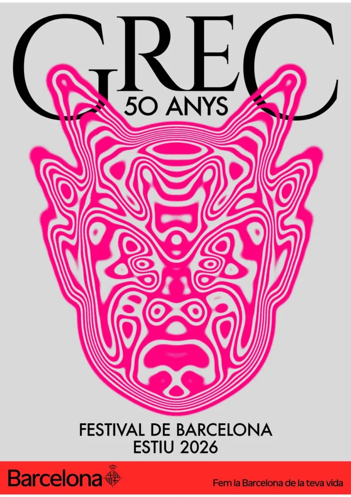 Cartel del Grec Festival de Barcelona 2026 conmemorando su 50 aniversario, con tipografía negra sobre fondo gris y una figura abstracta en color rosa fucsia en el centro, bajo el lema “Festival de Barcelona Estiu 2026”..