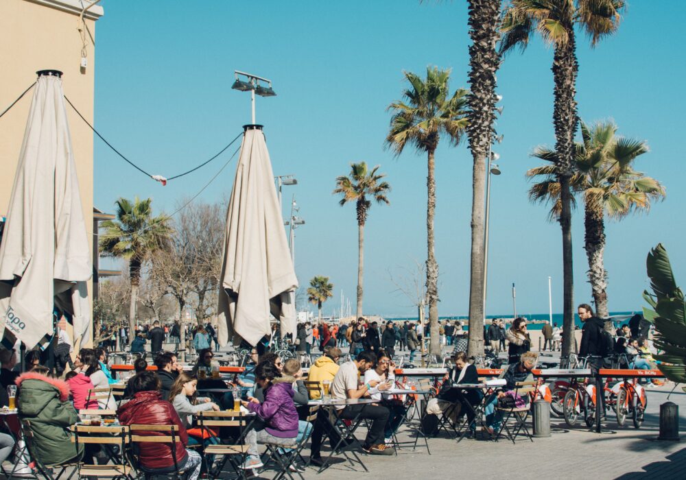 Barcelona’s Top Beach Bars for the Summer