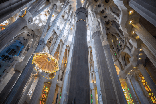 image of the interior of the Sagrada Família