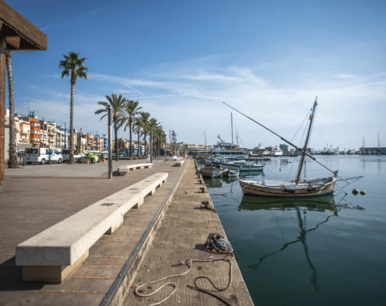 El Serrallo, port in Tarragona